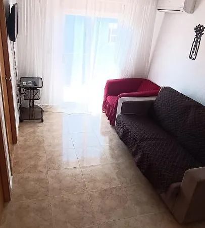 Con 3 3 Minutos Hasta La Playa דירה